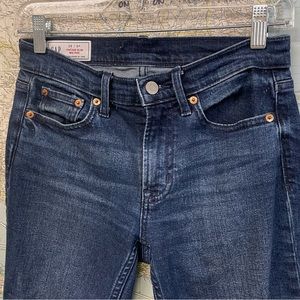 GAP Vintage Slim Mid Rise Jeans Size 25 / 0R